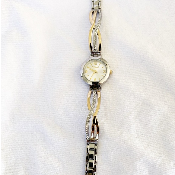 Fashion watch with clear stone - Picture 3 of 9